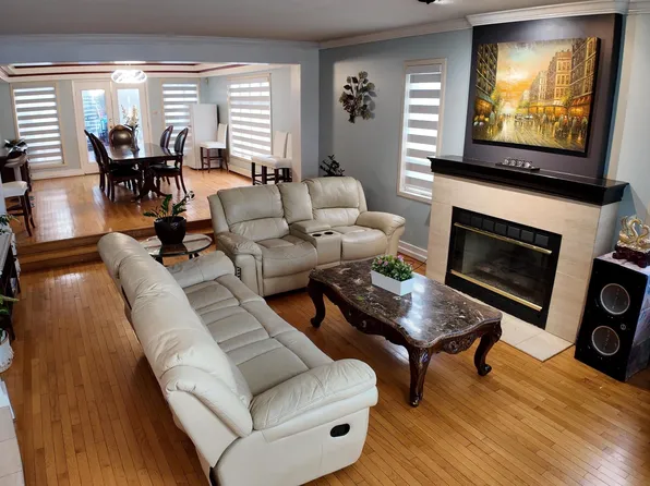 8222 144th St, Surrey, BC V3W 5T4