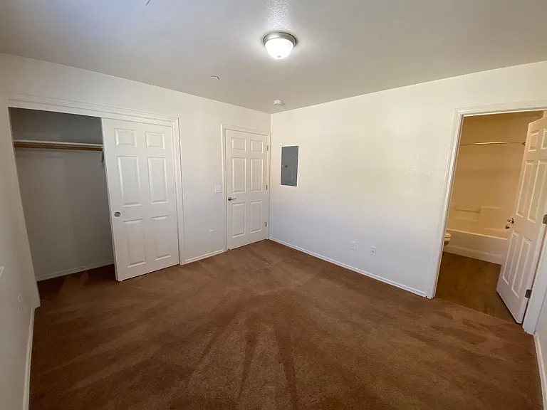 2109 Bella Oaks Dr — Photo 21