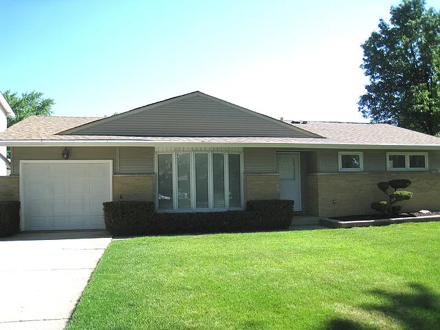 542 Ridgewood Rd photo 1