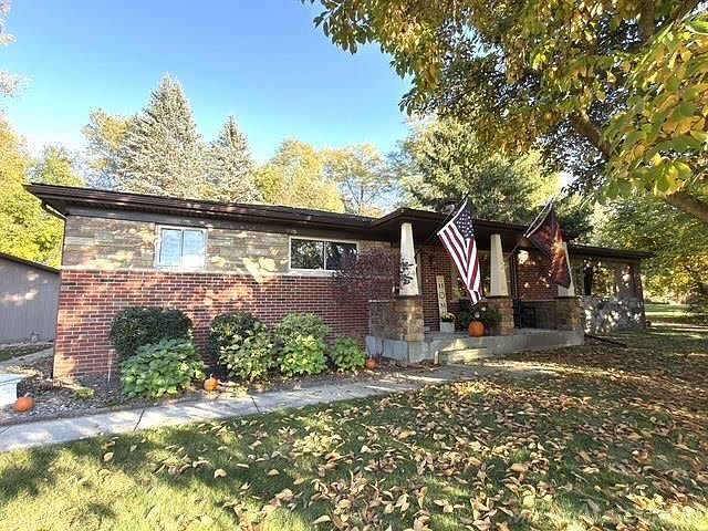 1st image of 5837 Brockway Rd