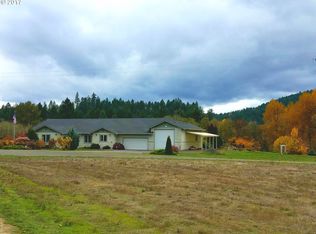 552 Reston Rd, Roseburg, OR 97471