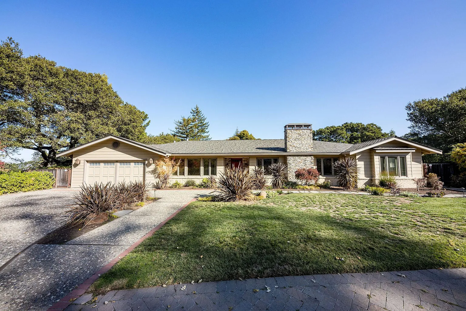 30 Knightwood Ln photo 1