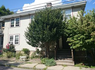 8 Searle Ave, Brookline, MA 02445