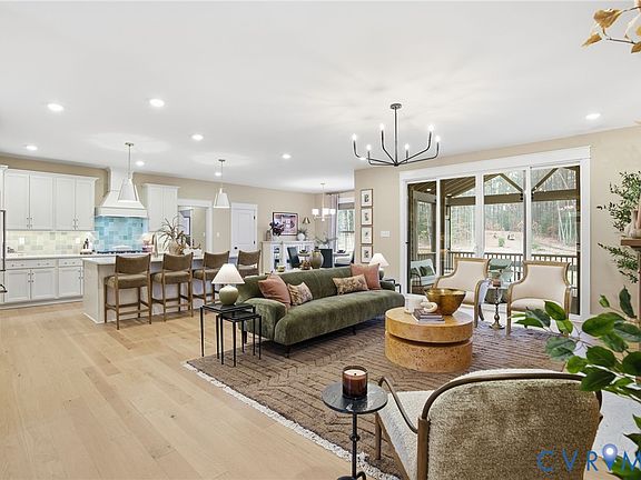 4th image of 5389 Dandridge Pl