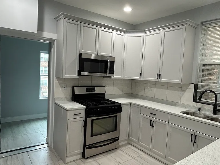 7940 S Carpenter St #2 — Photo 24