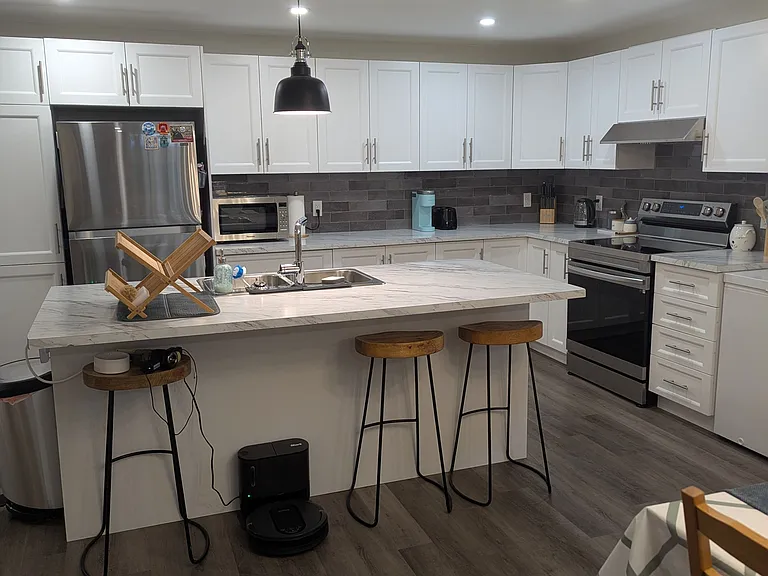 348 Sterling Ave #B — Photo 4