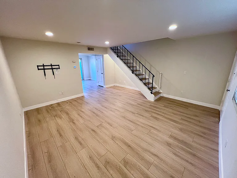 4231 Lowell St #12 — Photo 7