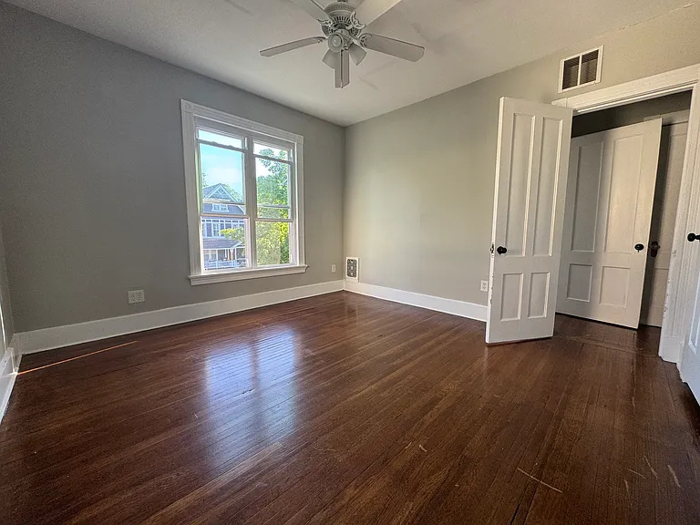 117 Maple St #117 — Photo 14