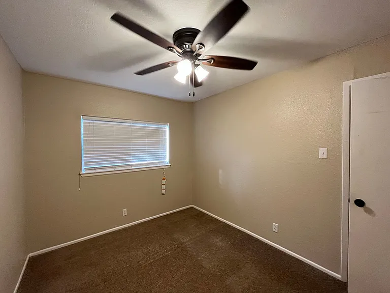 6522 Ridge Willow Dr — Photo 32