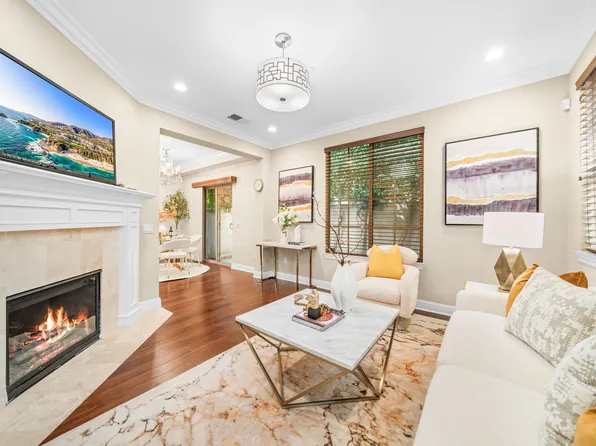 853 W Huntington Dr #B, Arcadia, CA 91007