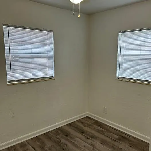 Unit Photo