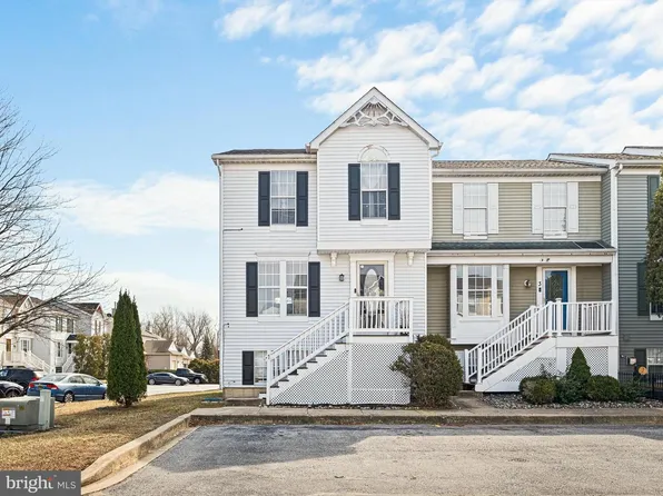 1 Cymbal Ct, Newark, DE 19702