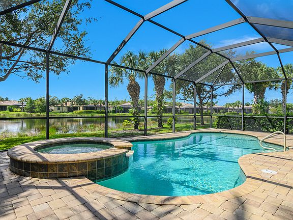 Tranquil Landscape with Saltwater Pool and Jacuzzi