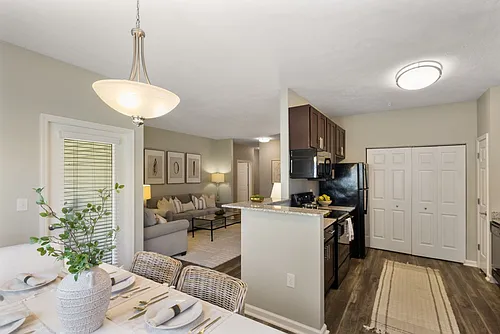 Fieldstone at Glenwood Crossing Photo 1