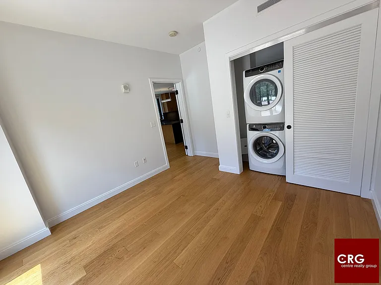 83-84 Gardner St #105L — Photo 11