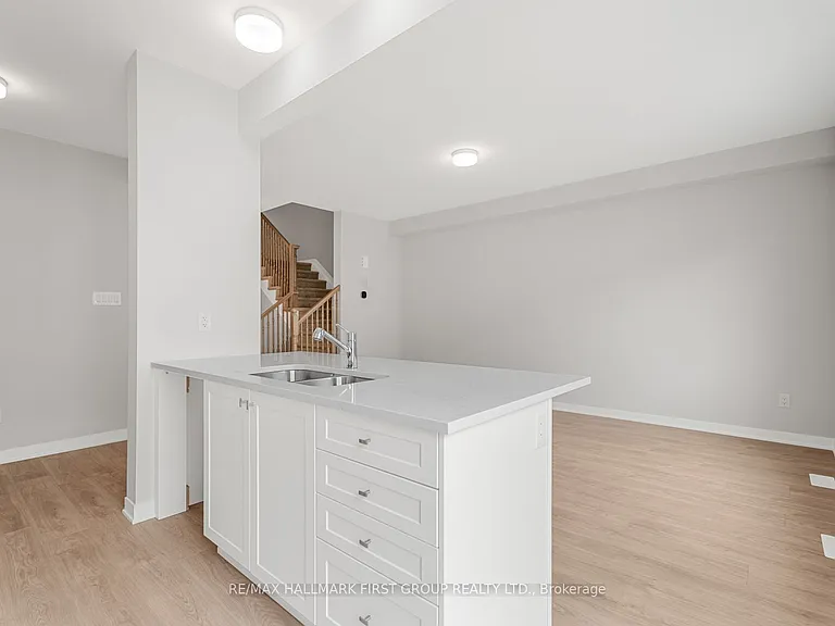 519 Brigatine Ave — Photo 7