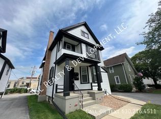 123 N West St UNIT 1R, Wheaton, IL 60187