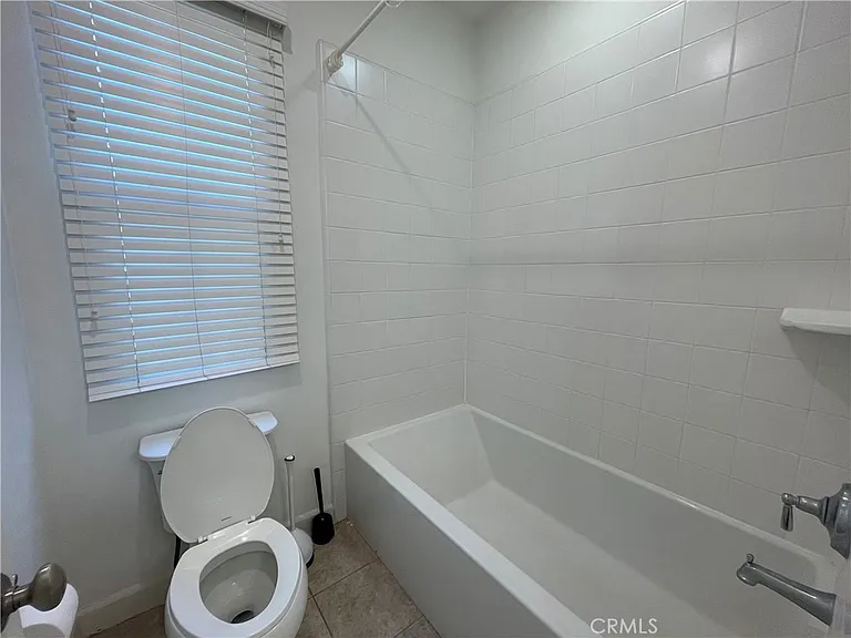 65 Berkshire Wood — Photo 15
