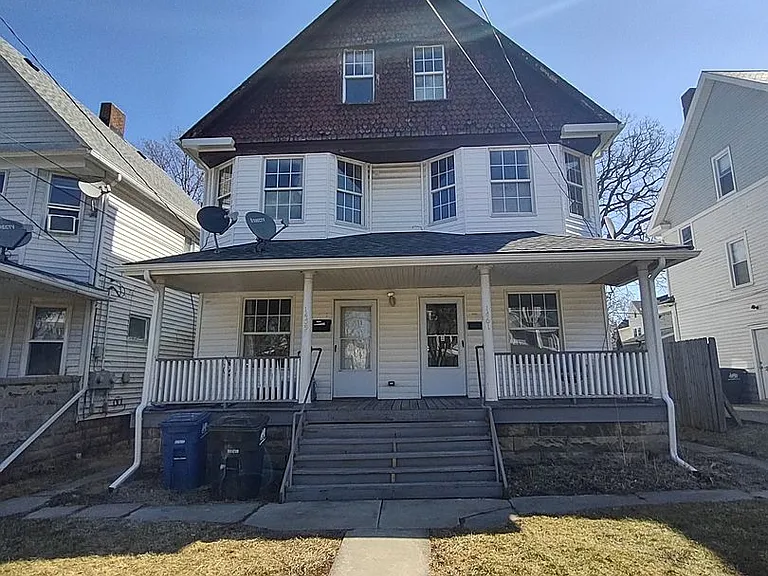 1459 Ridgewood Ave — Photo 7