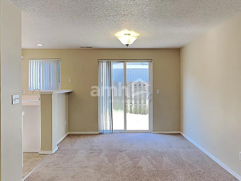20592 SW Gracie St — Photo 5