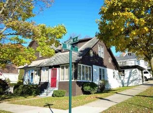 121 Division St, Petoskey, MI 49770