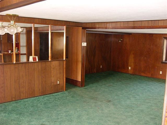 2nd image of 708 Bank St