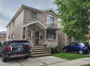 150-20 23rd Ave FLOOR 2, Whitestone, NY 11357