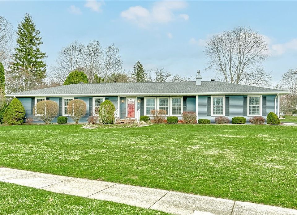1st image of 9 Jefferson Ave