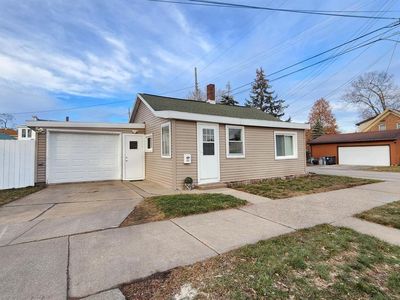 811 Adams STREET, La Crosse, WI, 54601