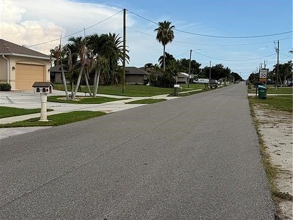 4th image of 16 SE 8th Pl