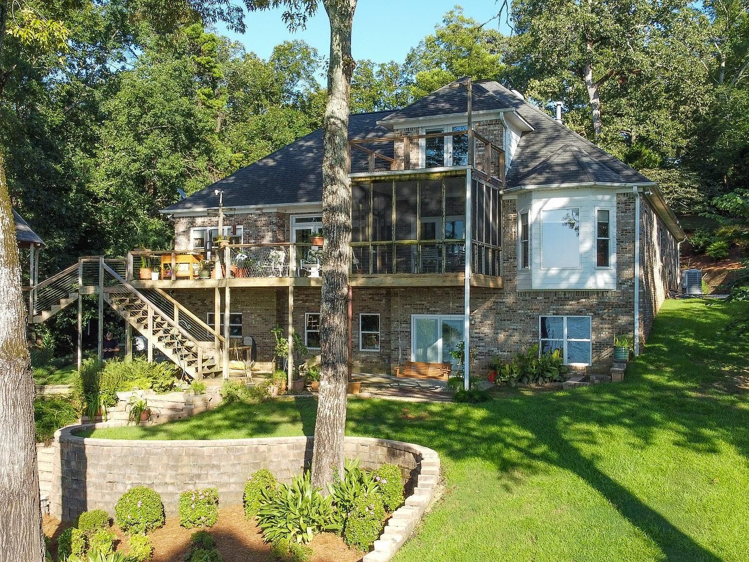 260 Skyline Trl, Pell City, AL 35128 | MLS #21424135 | Zillow, image size:1536x1152