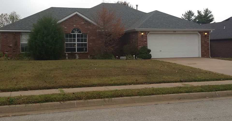2nd image of 164 Applewood Ave