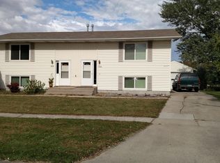 926 5th Ave W, West Fargo, ND 58078