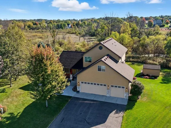 21331 Queen Ct NW, Elk River, MN 55330
