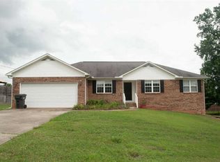 49 Raegan Ln, Weaver, AL 36277