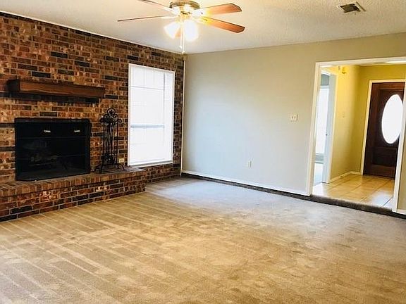2nd image of 4916 Ledgestone Dr