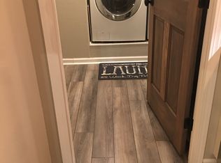 6781 Ridgeway Dr, Pollock Pines, CA 95726