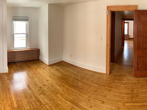 4th image of 55 Chestnut St #55