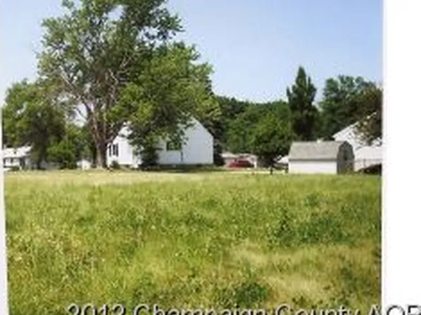 1100 Fairlawn Dr, Rantoul, IL 61866