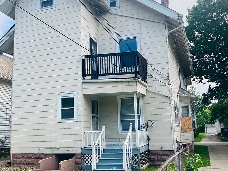 10330 Ignatius Ave #2 — Photo 9