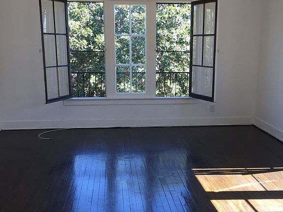 2nd image of 1213 N Ardmore Ave APT 5