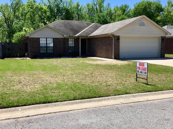 4605 Graham Dr, Conway, AR 72034