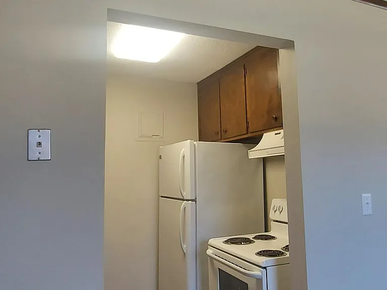 5725 Leavenworth Rd #5 — Photo 8