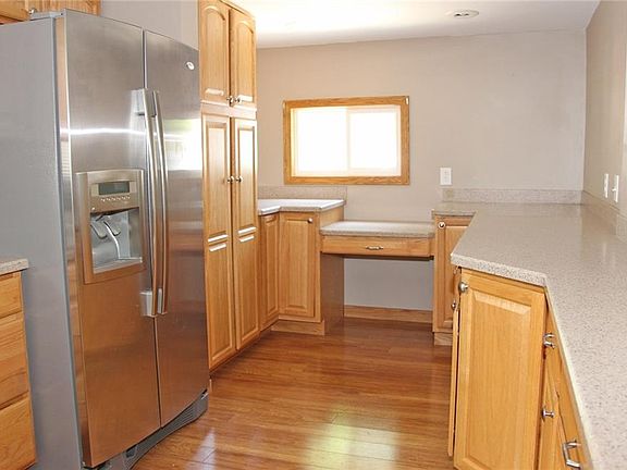 4th image of 1826 W 11th St