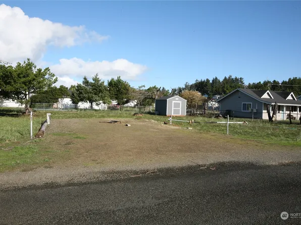 715 338th Place, Ocean Park, WA 98640