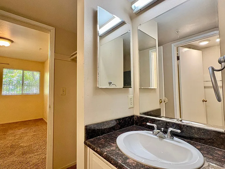 1185 E Foothill Blvd #20 — Photo 5