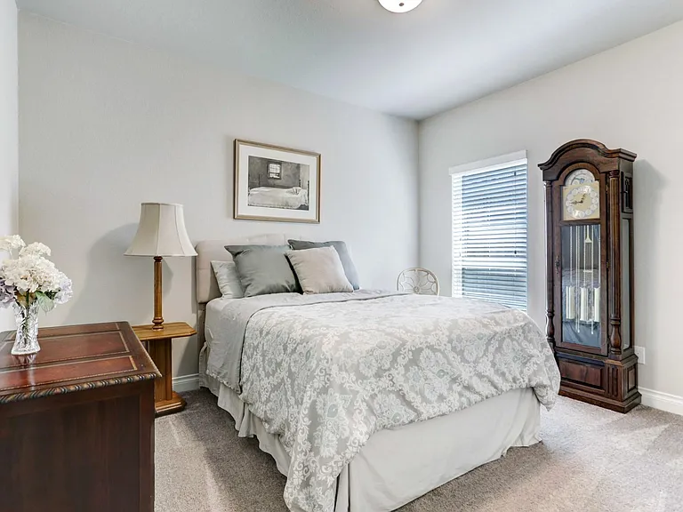 8126 Silverspot Ln — Photo 31