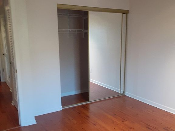 4th image of 2446 Aldrich Ave S APT 312