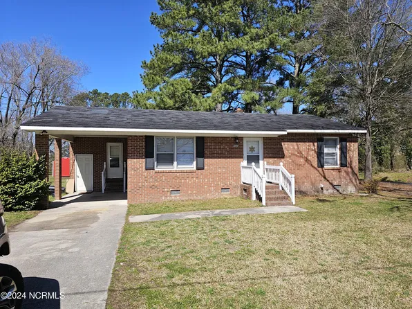 302 W Elm Street, Aulander, NC 27805