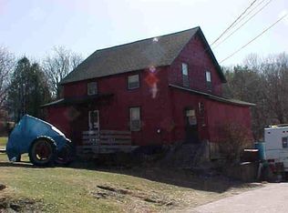 11 Cone Ave, Moosup, CT 06354